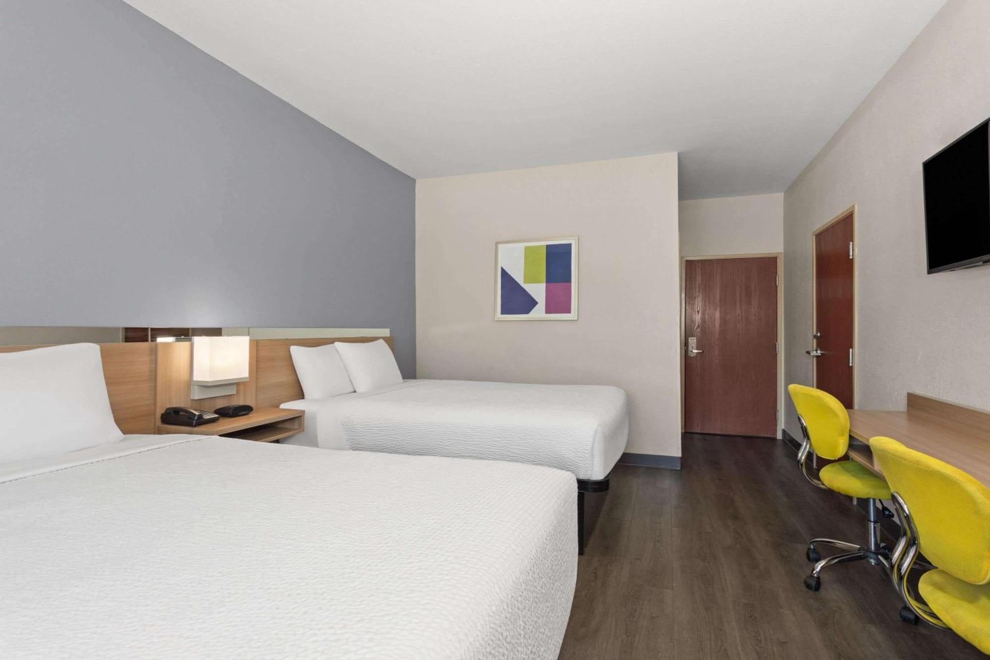 Microtel Inn & Suites By Wyndham Panama City Eksteriør bilde