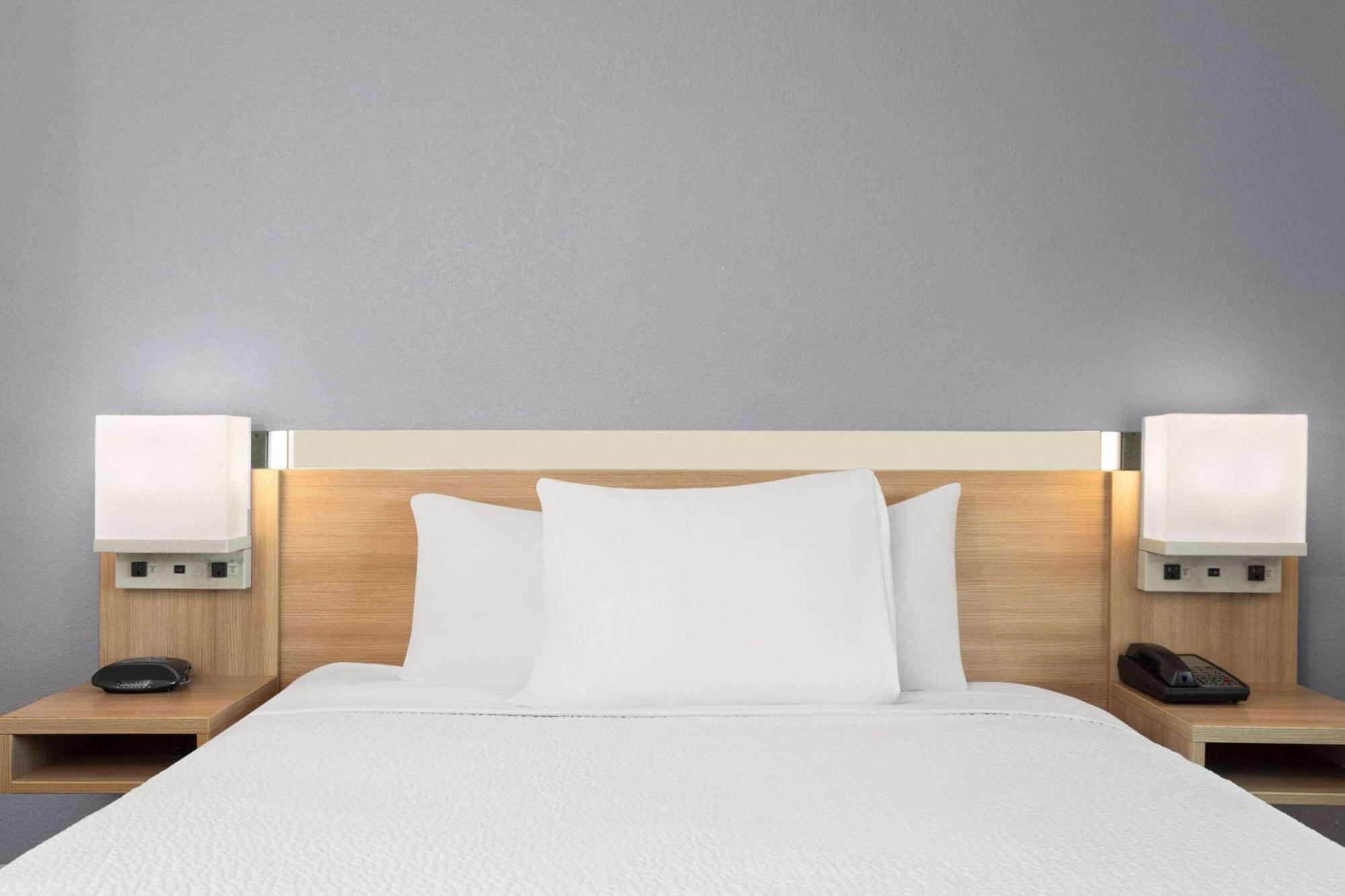 Microtel Inn & Suites By Wyndham Panama City Eksteriør bilde